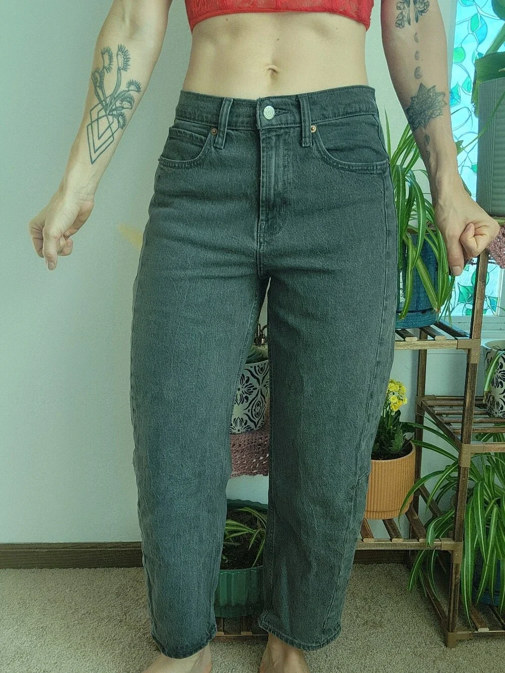 Old Navy Dark Gray High Waist Barrel Leg Jeans Size 8
